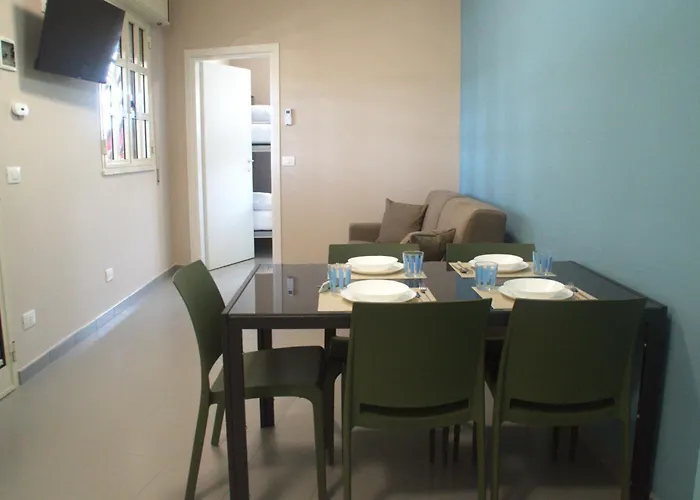 Апартаменты A Due Passi Dal Mare